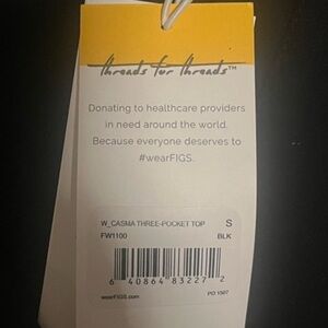 COPY - FIGS SCRUB TOP SMALL NWT BLACK